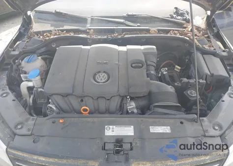 2013 Volkswagen Jetta 2.5L Se from USA, damaged, VIN 3VWDP7AJ0DM381927